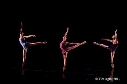 'Beyond the Edge'; Choreographer: Sophie Monat; Company: Monat Dance