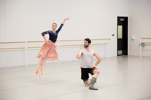 &#8203;Lauren Fadeley Veyette & Ian Hussey rehearsing Jerome Robbins' 'Other Dances'