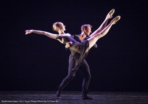 Dancers Matthew Dibble and Kaitlyn Gilliland in Twyla Tharp's 'Beethoven Opus 130.'