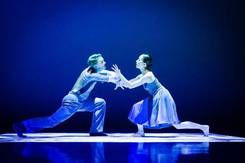 Grand Rapids Ballet's Steven Houser and Yuka Oba in Penny Saunders' 'In Frame.'