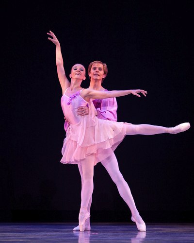 Metropolitan Classical Ballet, Waltz-Scherzo Choreography: Paul Mejia Dancers: Marina Goshko and Andrey Prikhodko